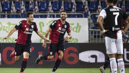  法甲金靴争夺激烈，三人同入二十球大关  