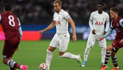  热刺新帅首秀告捷，罗梅罗世界波破僵局  