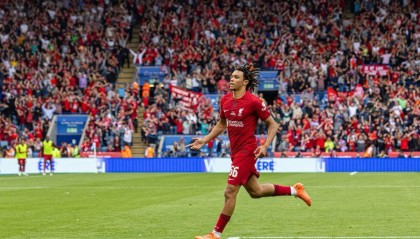  萨拉赫传射建功，利物浦轻取升班马取三分