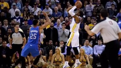  勇士绝杀雷霆终结对手七连胜势头  