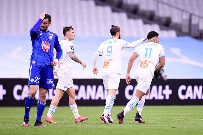  马赛客负弱旅爆冷，球迷质疑教练排兵布阵  