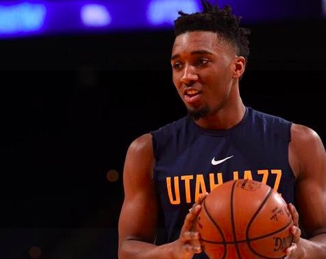  爵士交易送走戈贝尔换来三名潜力新秀  