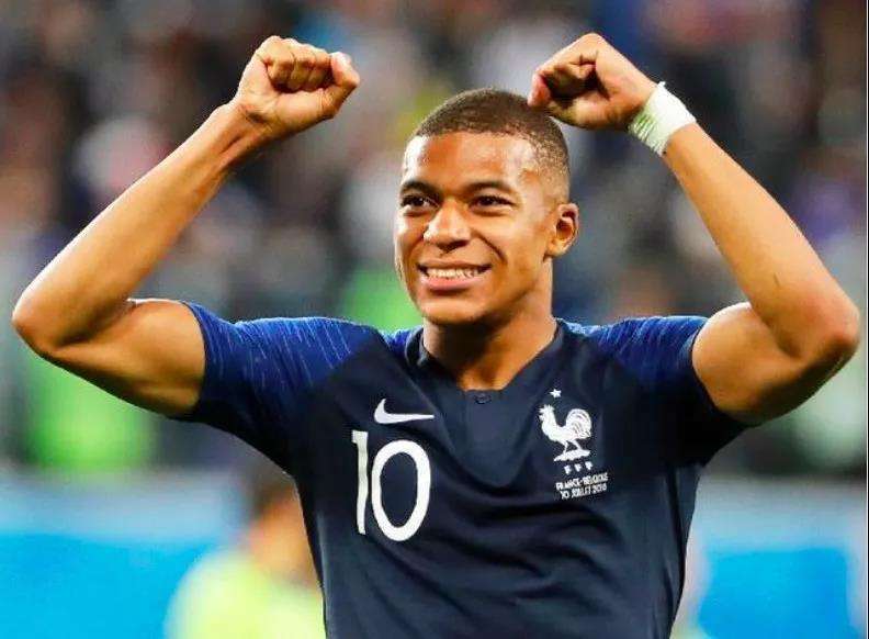  姆巴佩续约再生变数，皇马暗中接触法国天才  